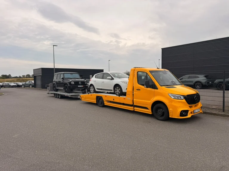 G-Klasse en Mégane, dubbel transport