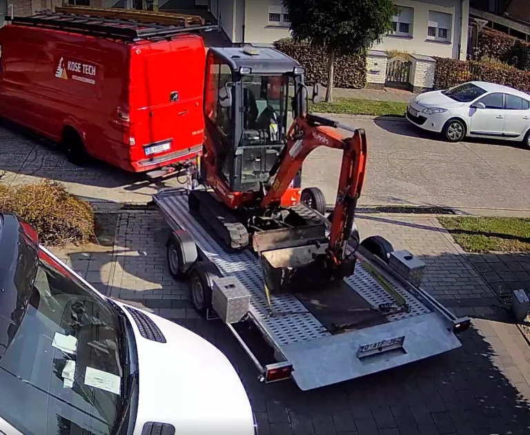 Graafmachine getransporteerd in Gent